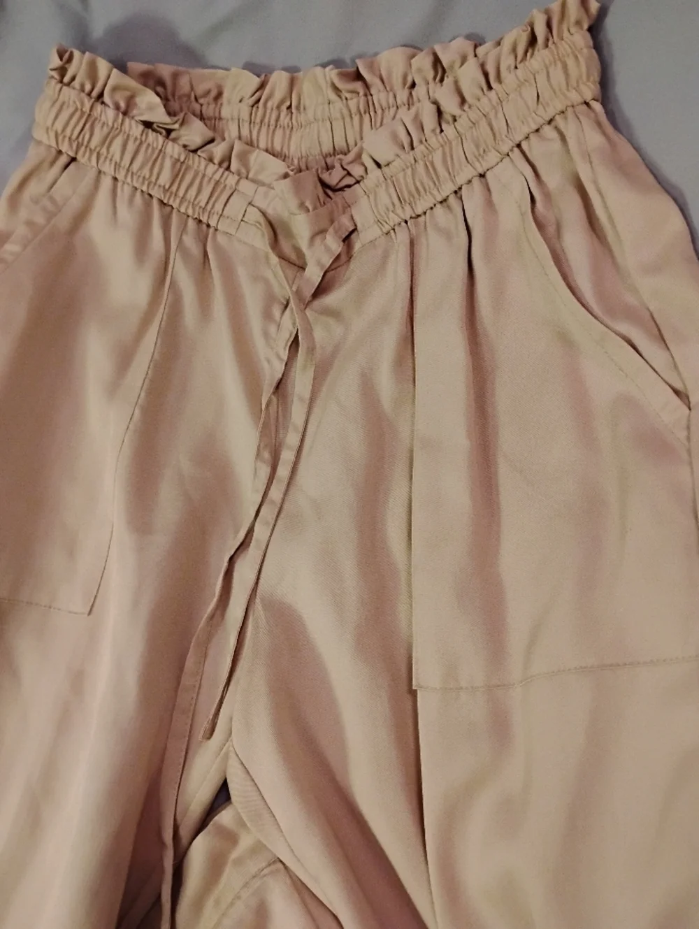 Garnet Hill Paperbag Adjustable Waist Tan Beige Lightweight Pants. Size M - Picture 11 of 14